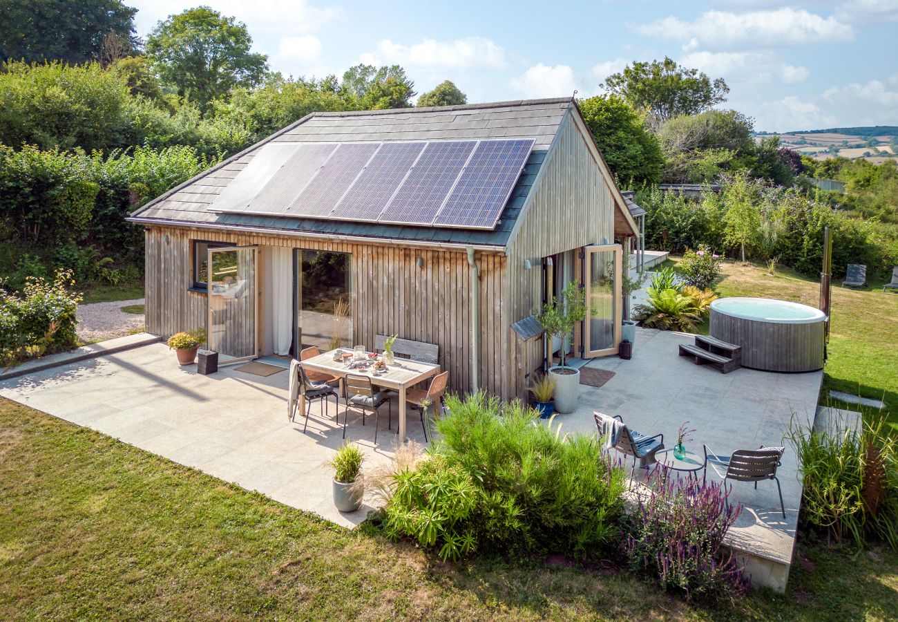 Fresh Escapes - Sunnybrook - Eco House - woodfired Hot Tub - Shaldon