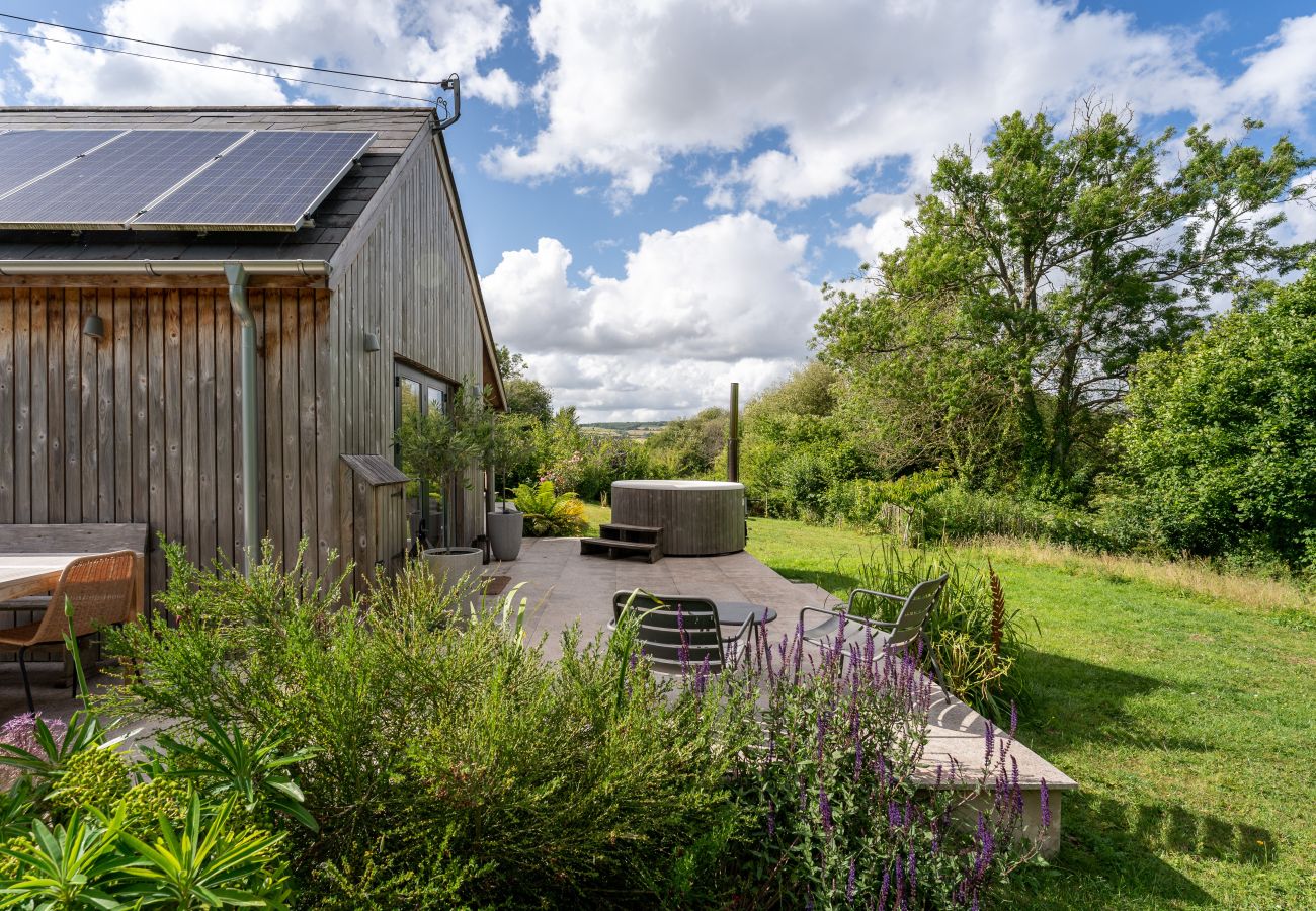 Fresh Escapes - Sunnybrook - Eco House - woodfired Hot Tub - Shaldon