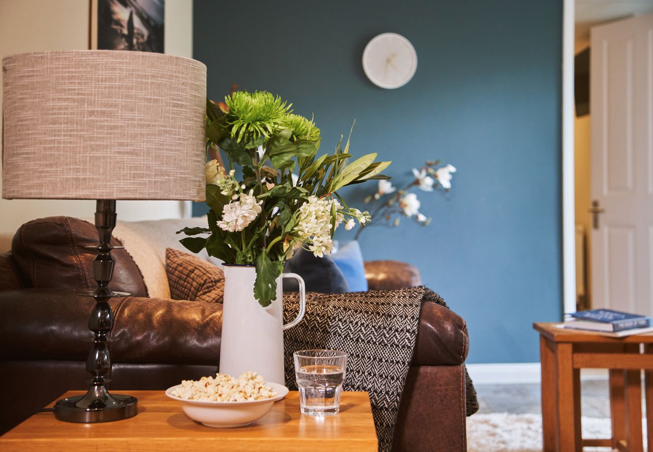 Fresh Escapes - Swallows End - Romantic -  hot tub , sauna, pool