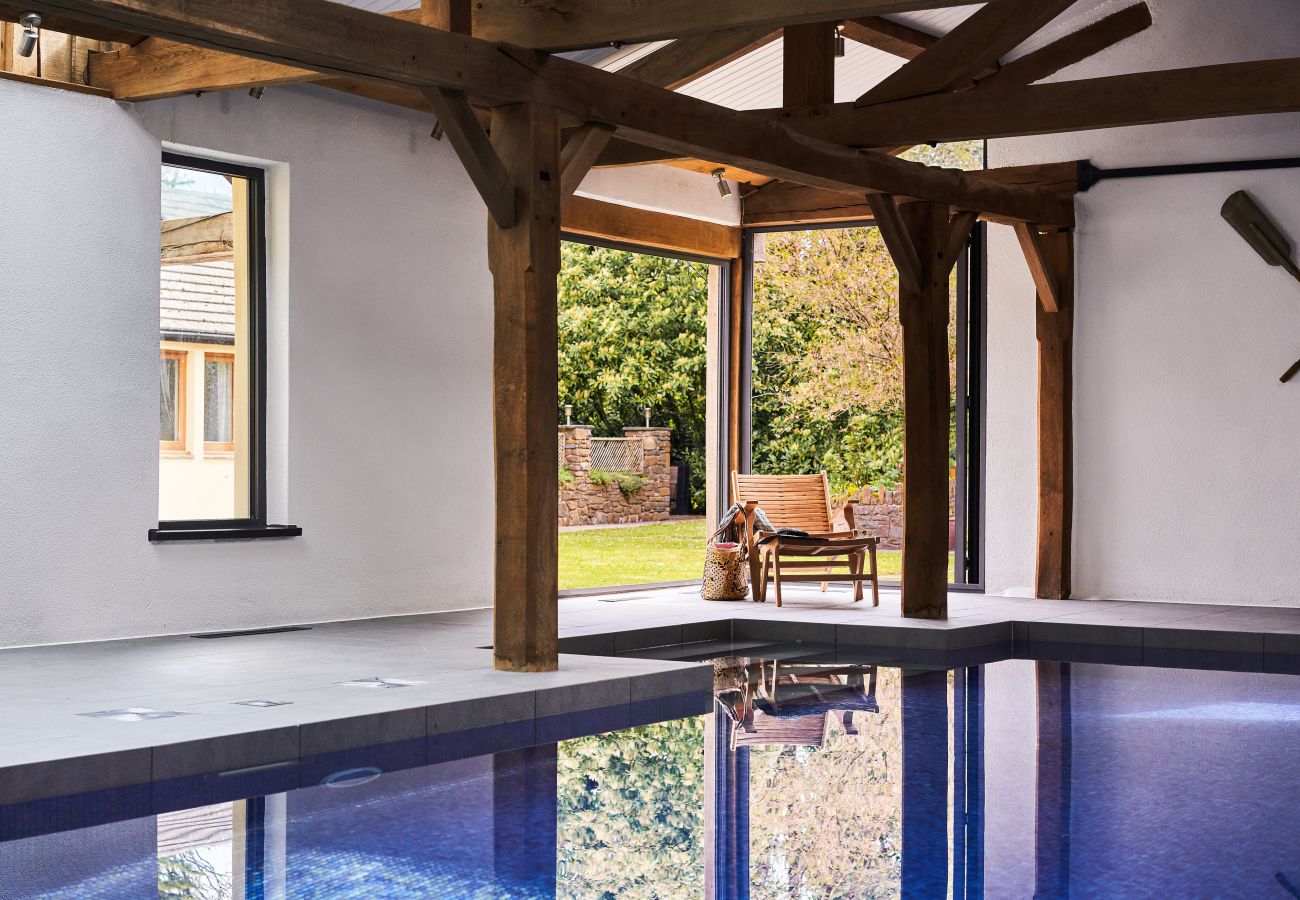 Fresh Escapes - Swallows End - Romantic -  hot tub , sauna, pool