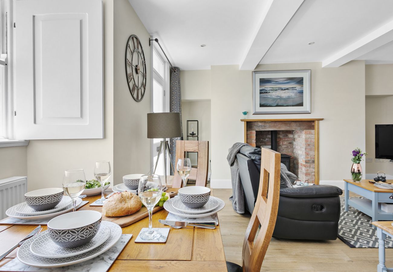 Fresh Escapes - Sovereign House - 2 Bed Apartment - Torquay