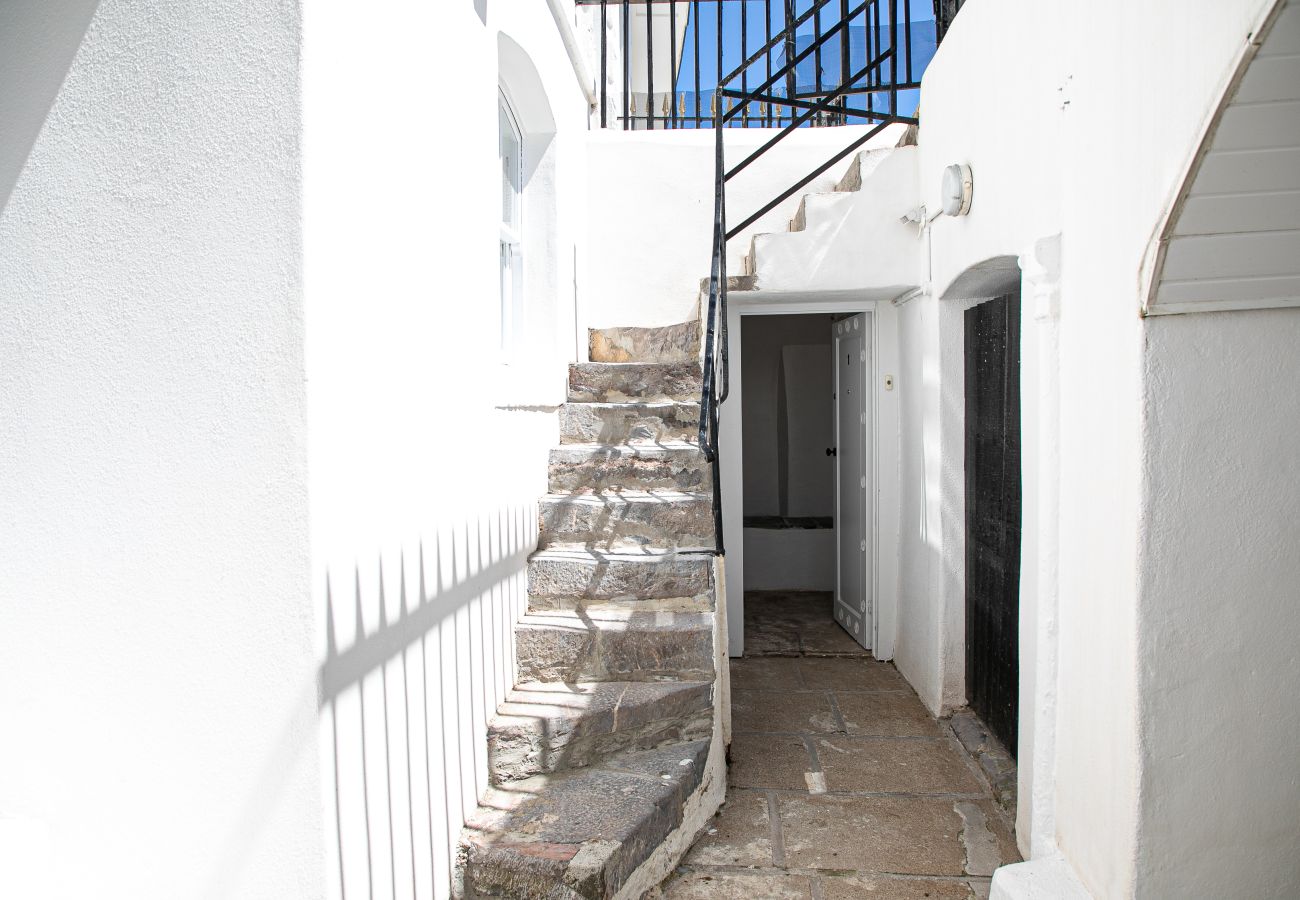 Fresh Escapes - Sovereign House - 2 Bed Apartment - Torquay