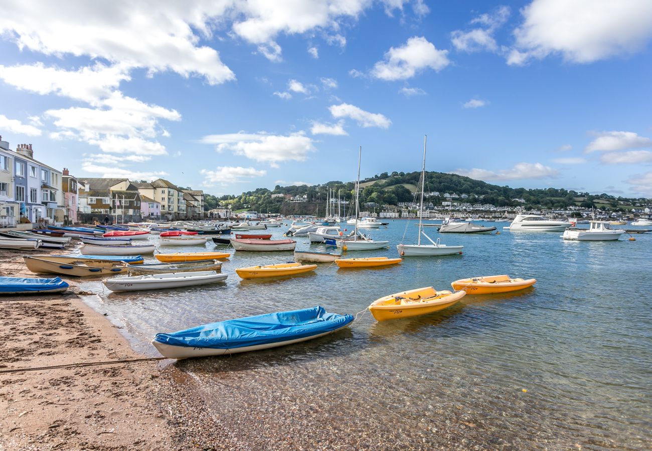 Fresh Escapes - Coombe Bank, Teignmouth Beach
