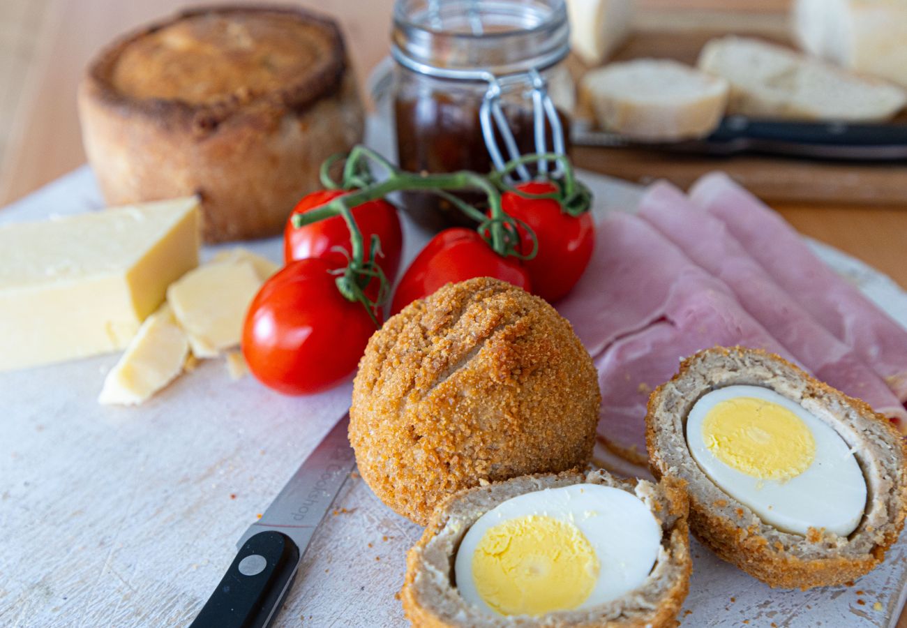 House in Torquay - The Boathouse - Panoramic Sea View Retreat, near Town, Marina & Beach and Parking