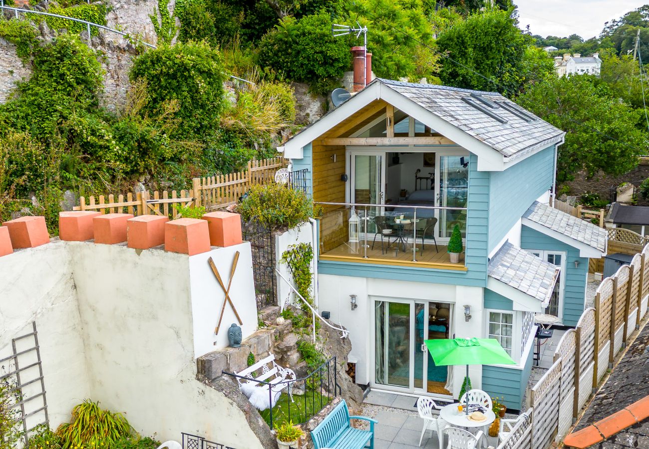 House in Torquay - The Boathouse - Panoramic Sea View Retreat, near Town, Marina & Beach and Parking