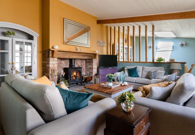 Cottage in Holcombe - The Cottage - Characterful, coastal with hot tub