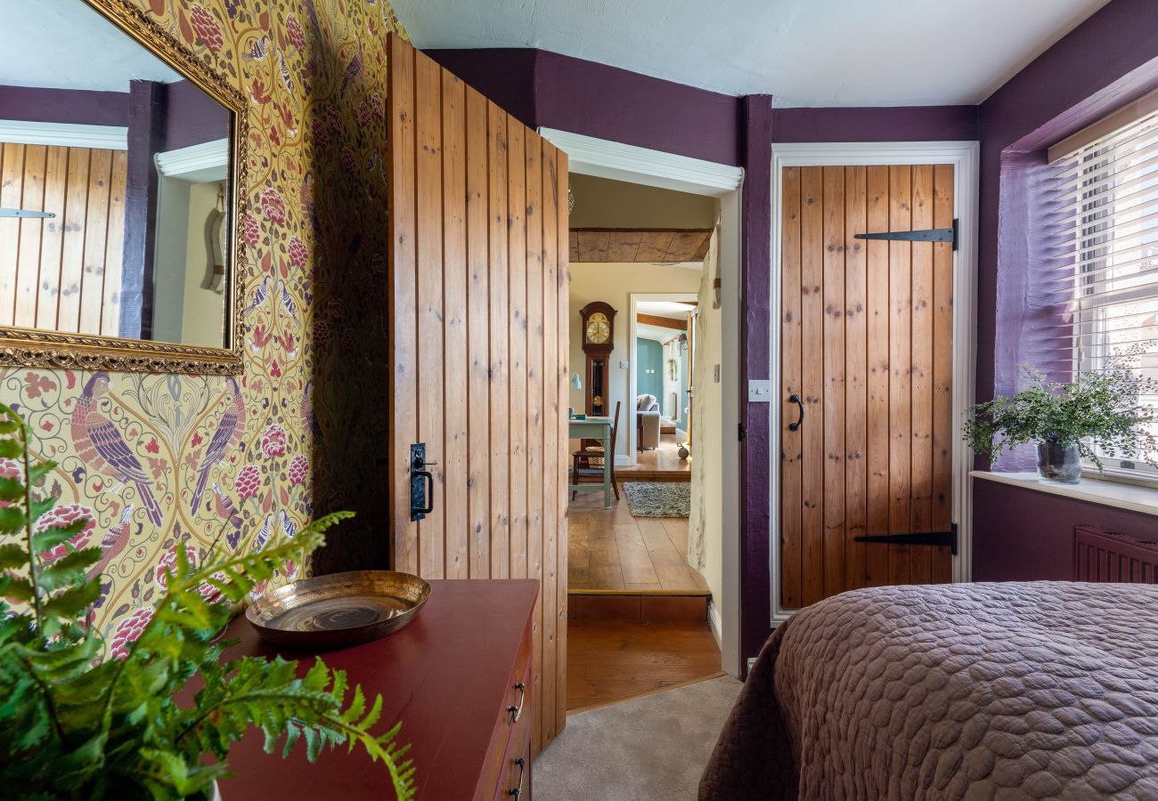 Cottage in Holcombe - The Cottage - Characterful, coastal with hot tub