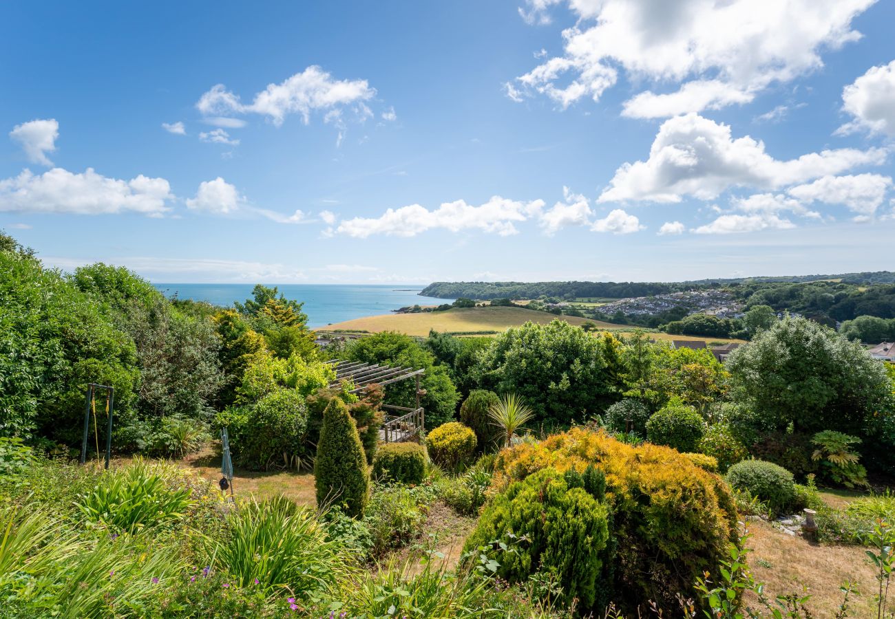 House in Paignton - The Spinney - Large home with hot tub, gym, amazing sea views