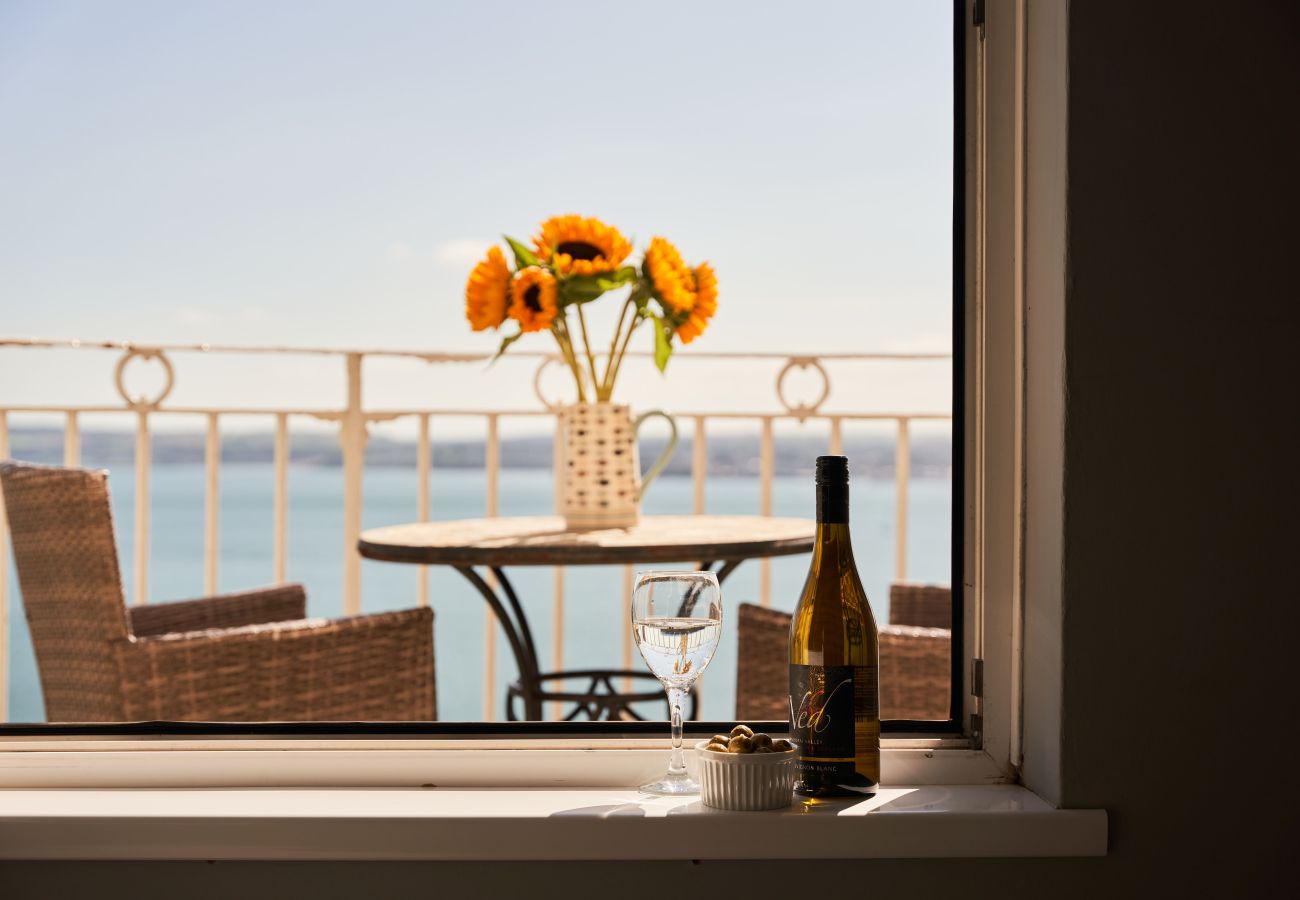 Fresh Escapes - Bayfort Sea Studio - Torquay - Sea Views
