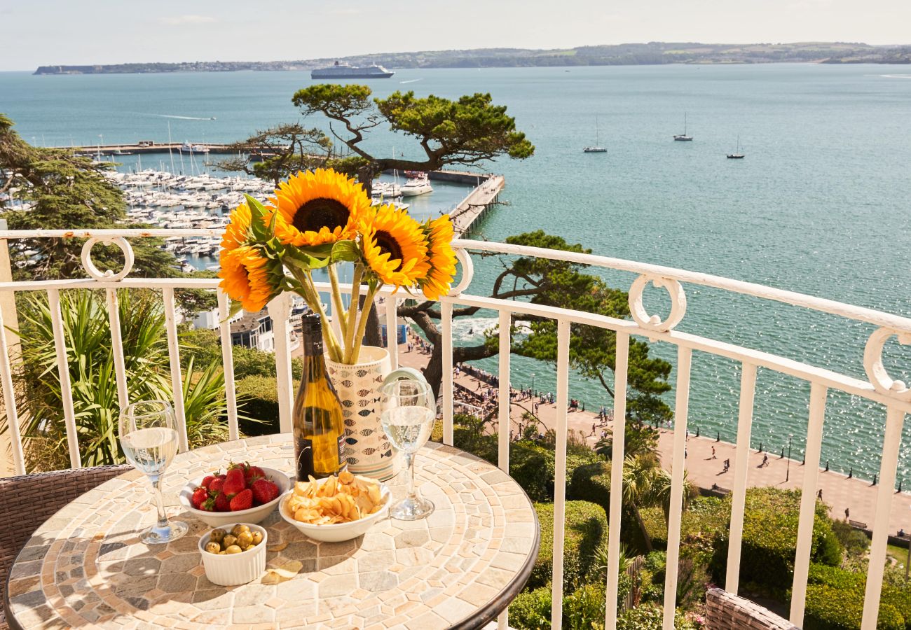 Fresh Escapes - Bayfort Sea Studio - Torquay - Sea Views
