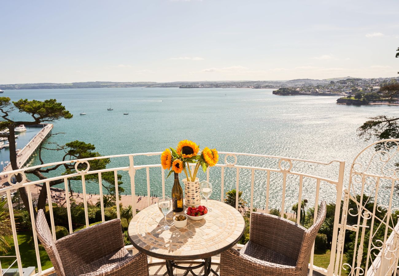 Fresh Escapes - Bayfort Sea Studio - Torquay - Sea Views