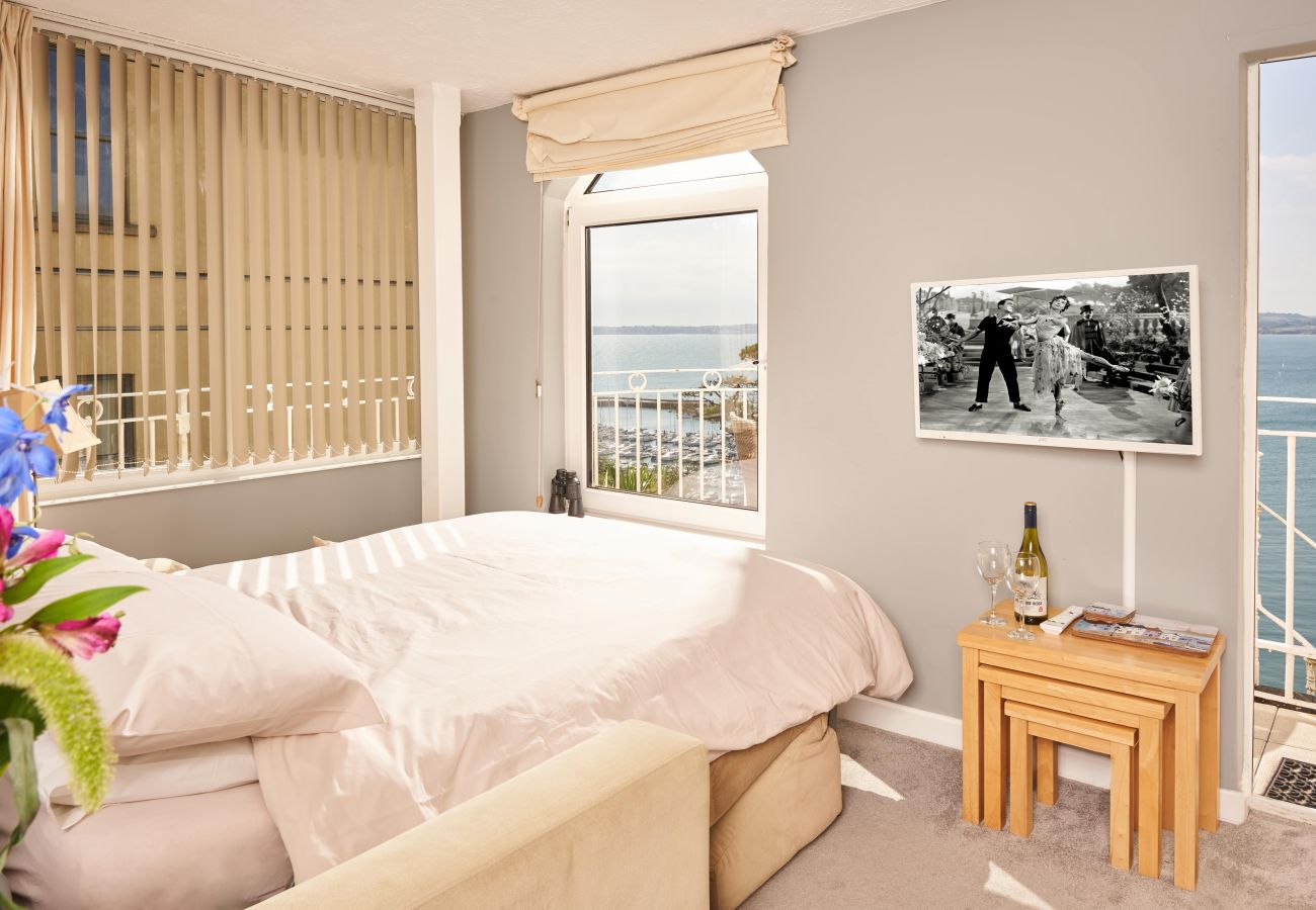 Fresh Escapes - Bayfort Sea Studio - Torquay - Sea Views