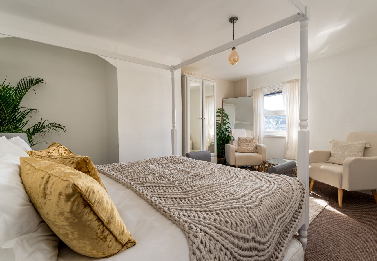 Fresh Escapes, Crabshack, sleeps 6, Teignmouth 