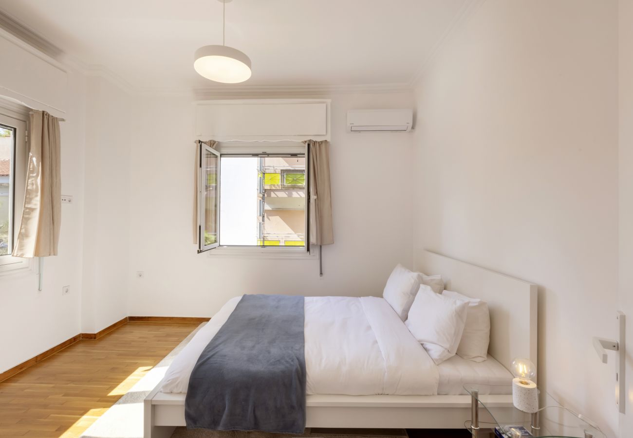 Apartment in Athens - Excellent “value for money” in this RENOV 1BR