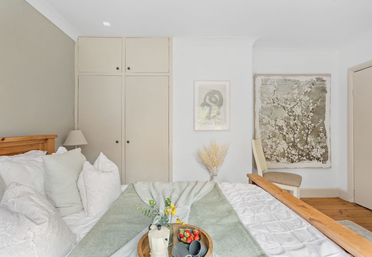 House in Maidencombe - Bramblewood - cosy chic, hot tub, close to beach