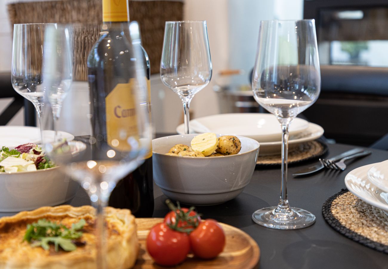 Fresh Escapes - Bramblewood- Maidencombe Sleeps 6 