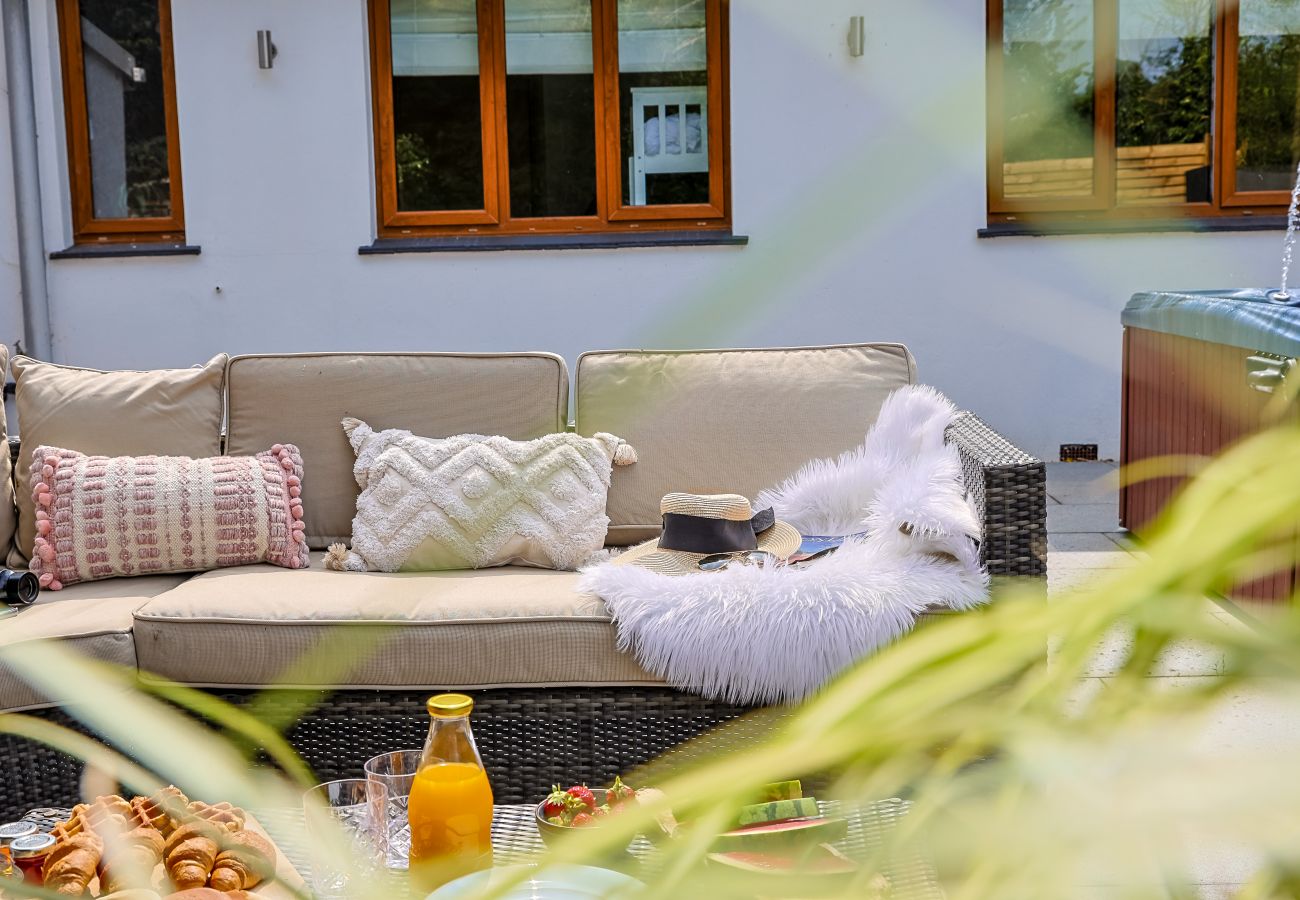 Fresh Escapes - Bramblewood- Maidencombe Sleeps 6 