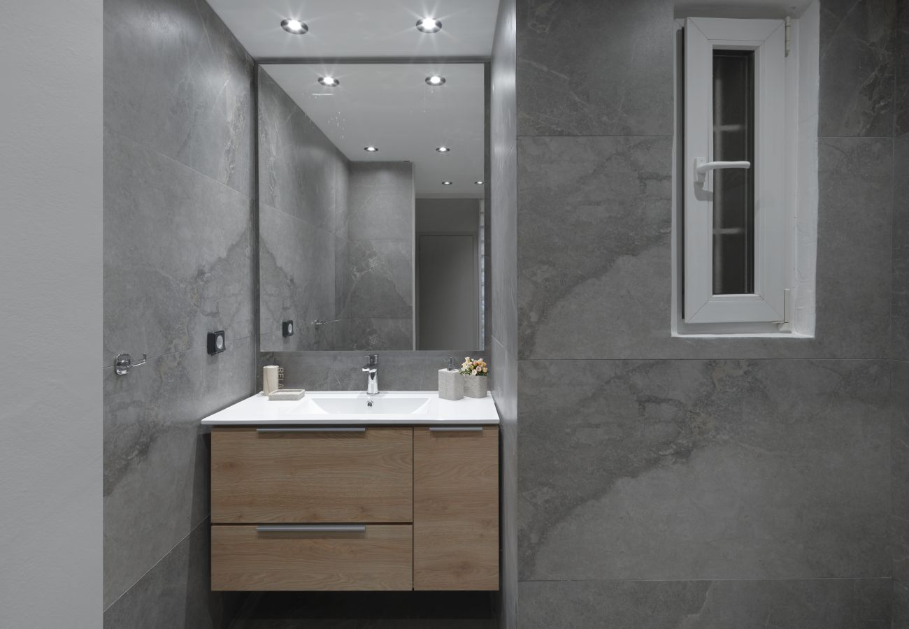 Apartment in Athens - Experience Urban Luxury in the Heart of Athens