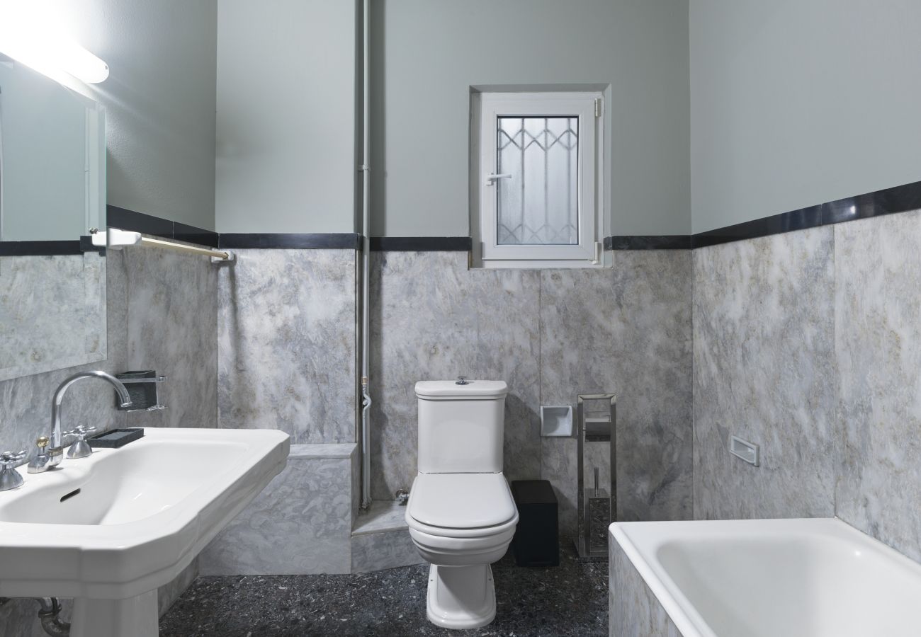 Apartment in Athens - Experience Urban Luxury in the Heart of Athens