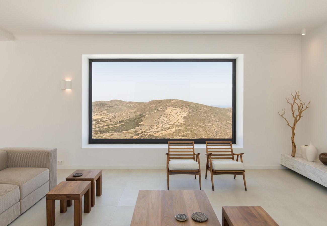 Villa in Kostos - Stunning High-End Beauty with Bird’s Eye Vistas.