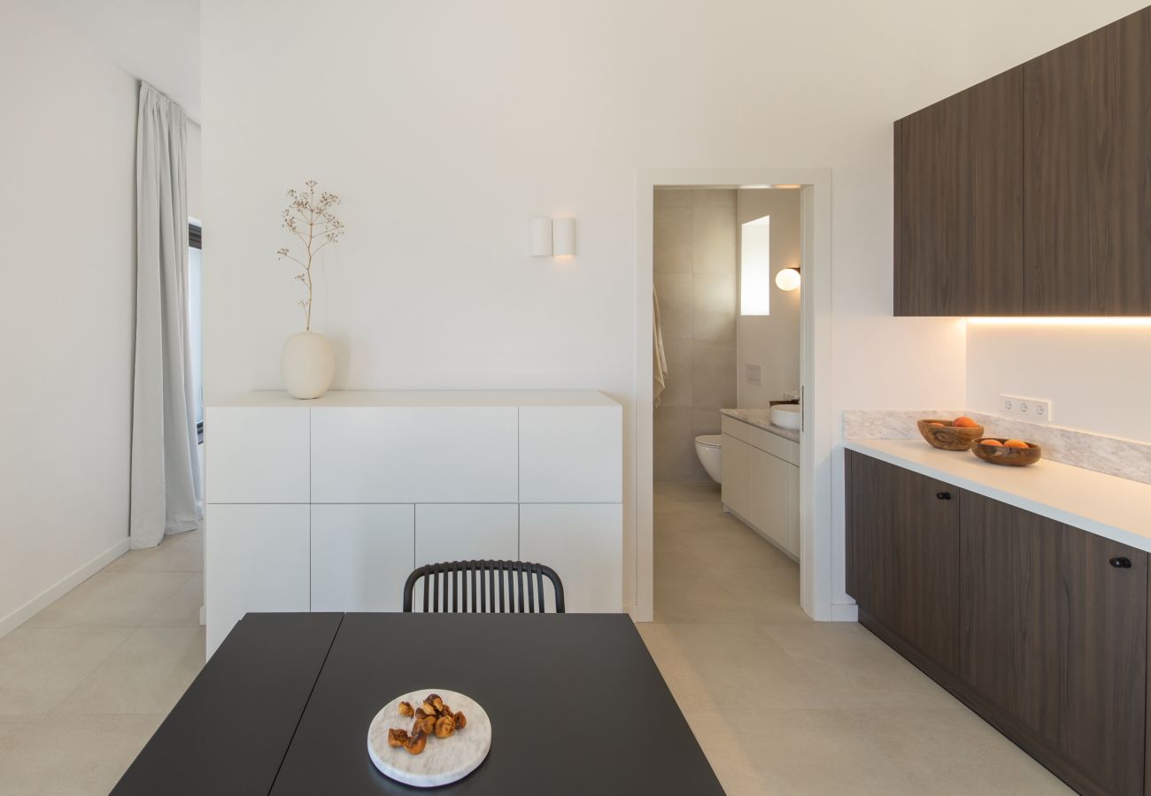 Villa in Kostos - Stunning High-End Beauty with Bird’s Eye Vistas.