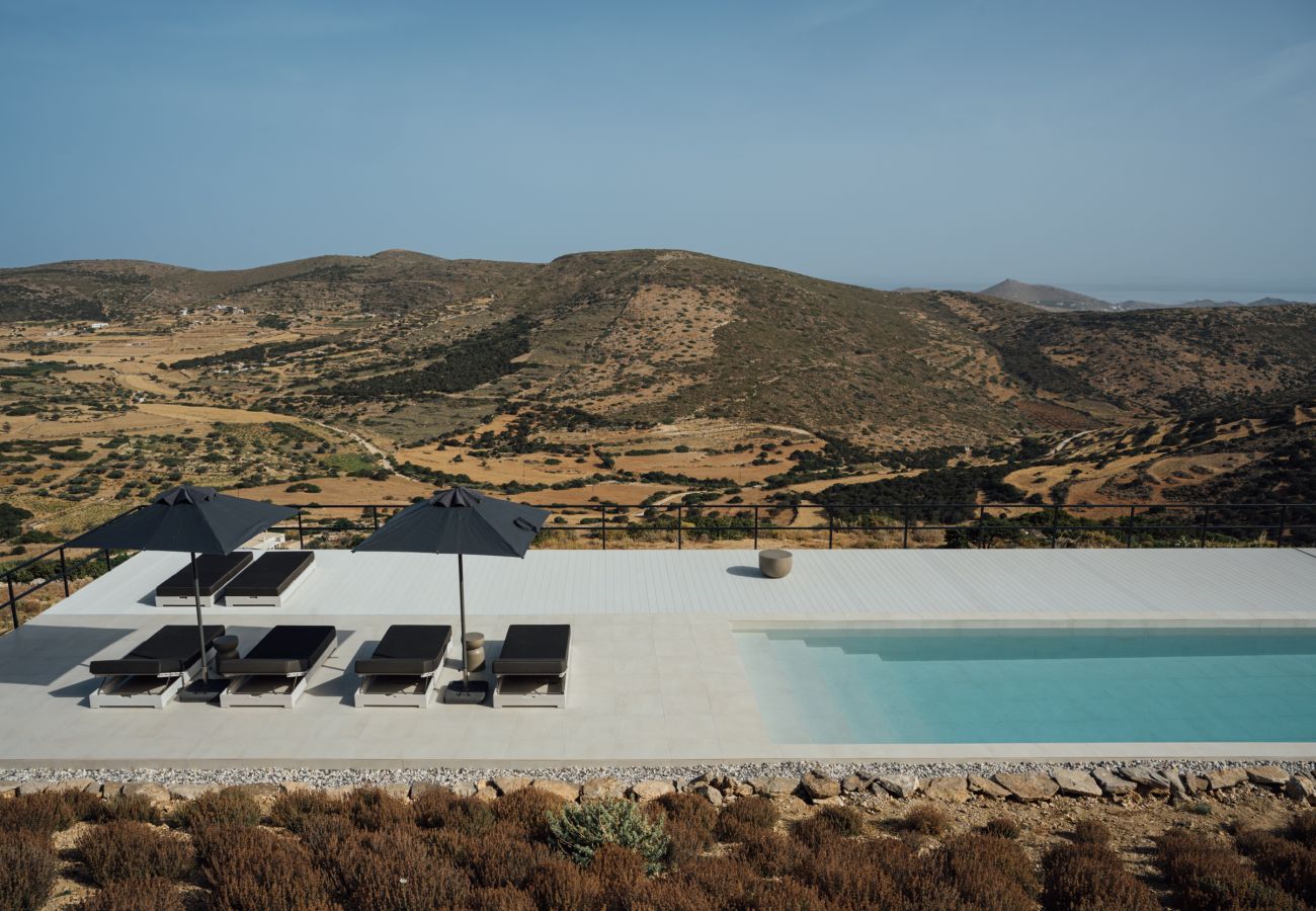 Villa in Kostos - Stunning High-End Beauty with Bird’s Eye Vistas.