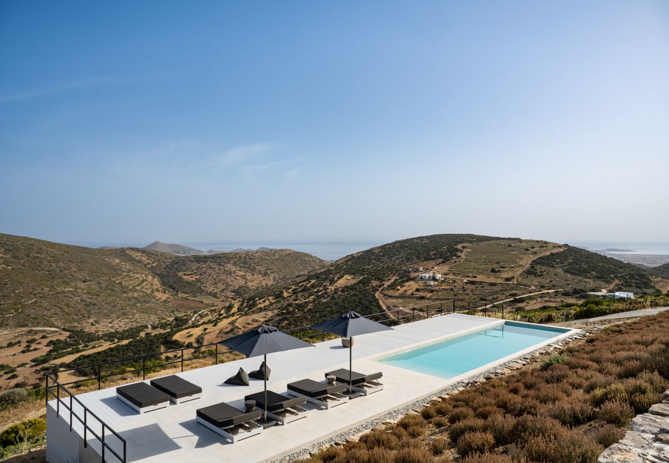 Villa in Kostos - Stunning High-End Beauty with Bird’s Eye Vistas.