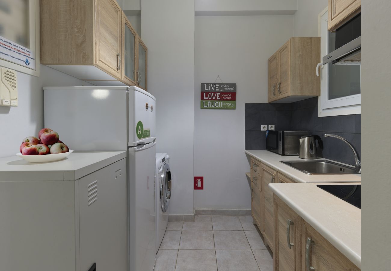 Apartment in Athens - Cozy Athenian One Bedroom: Pistachio Charm