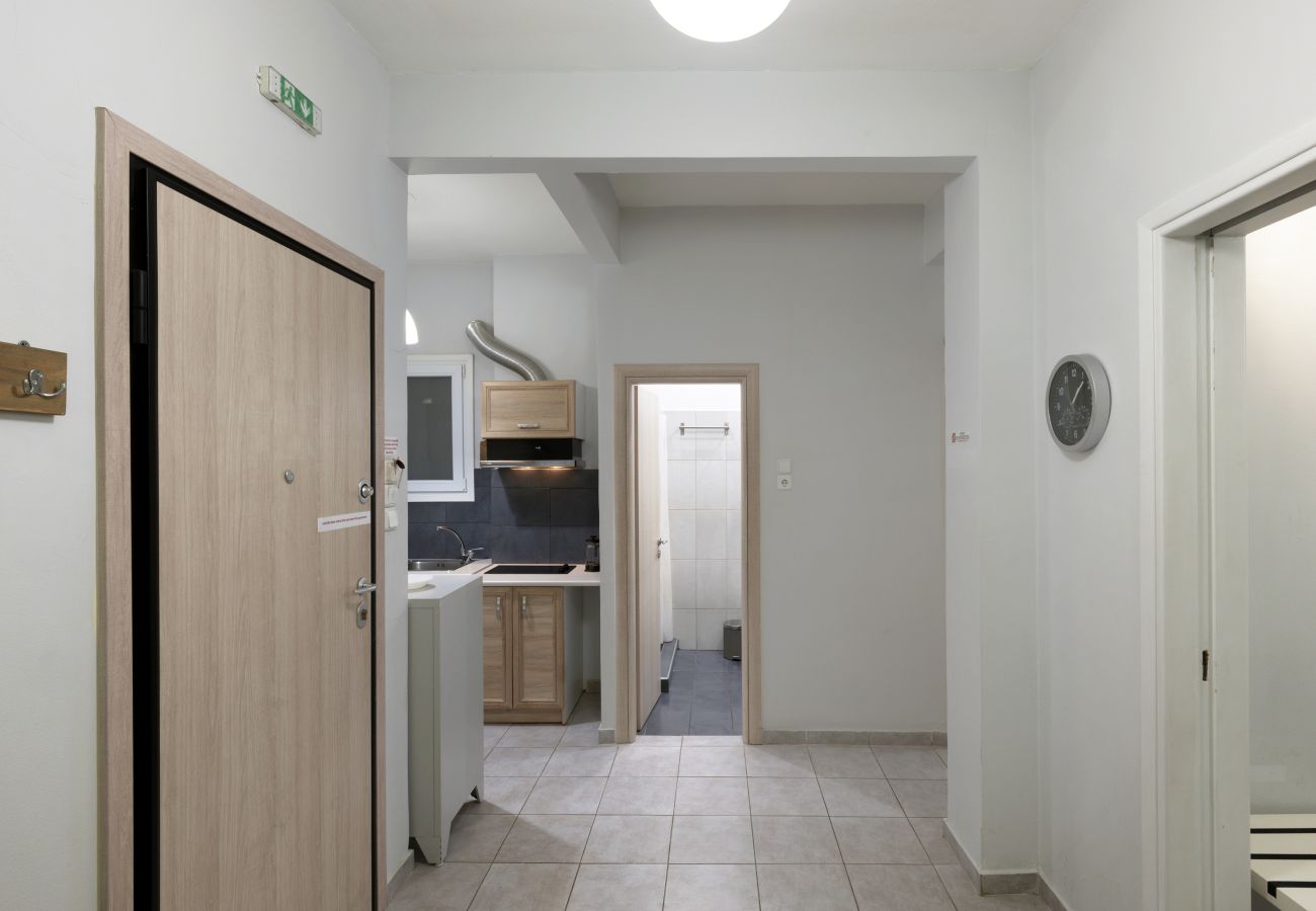 Apartment in Athens - Cozy Athenian One Bedroom: Pistachio Charm