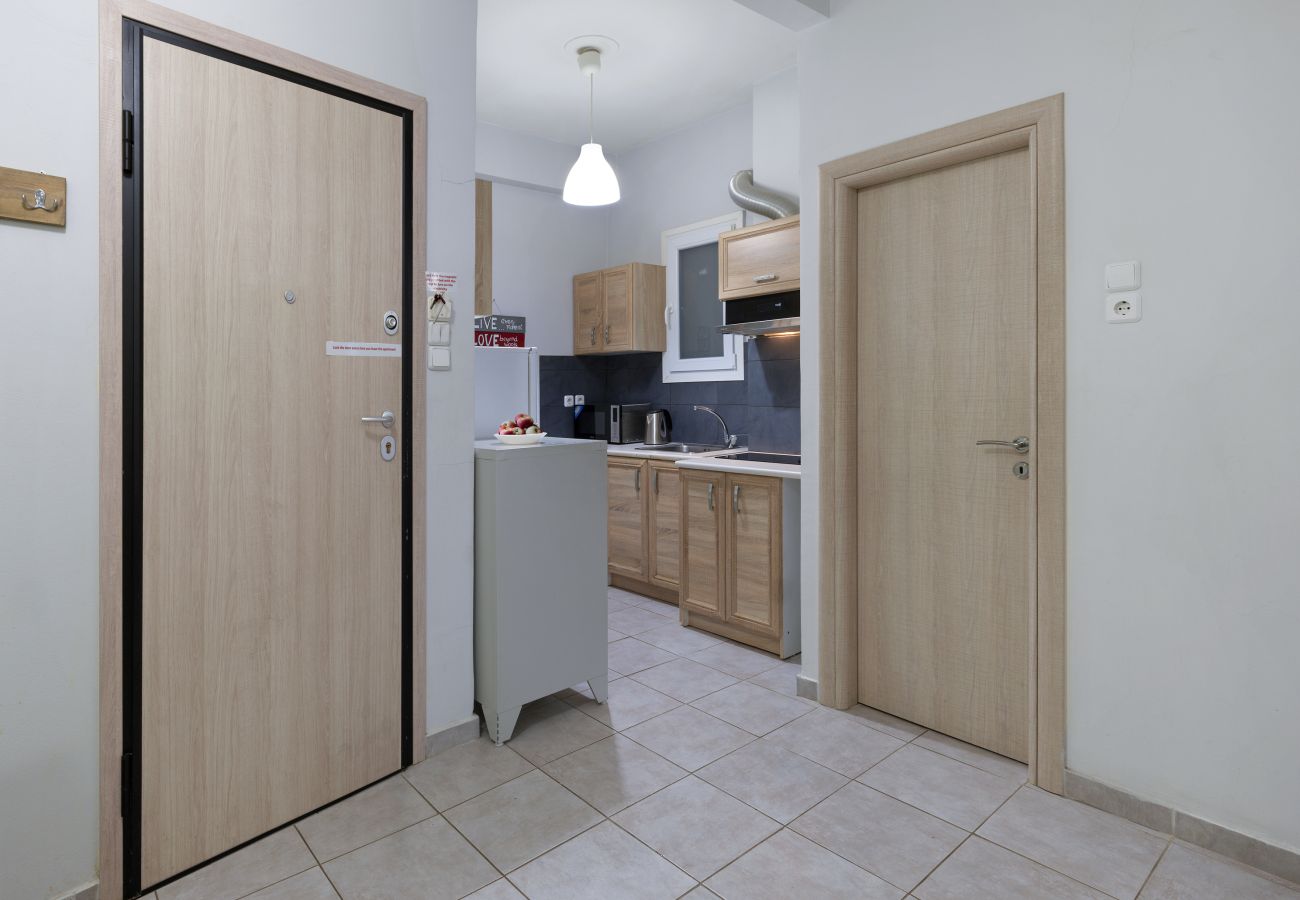 Apartment in Athens - Cozy Athenian One Bedroom: Pistachio Charm