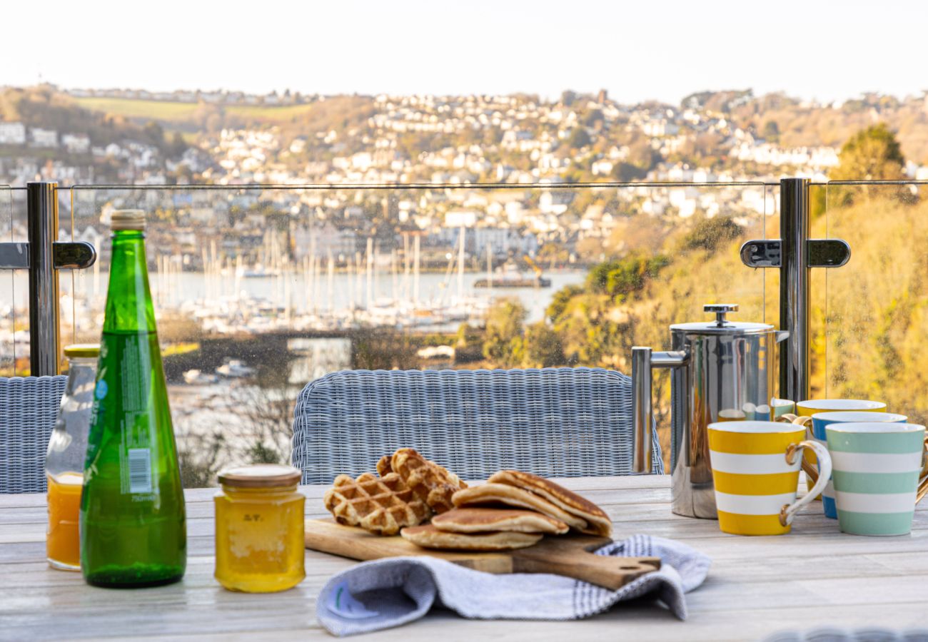House in Kingswear - Homefield - Chic charm with unrivalled river views
