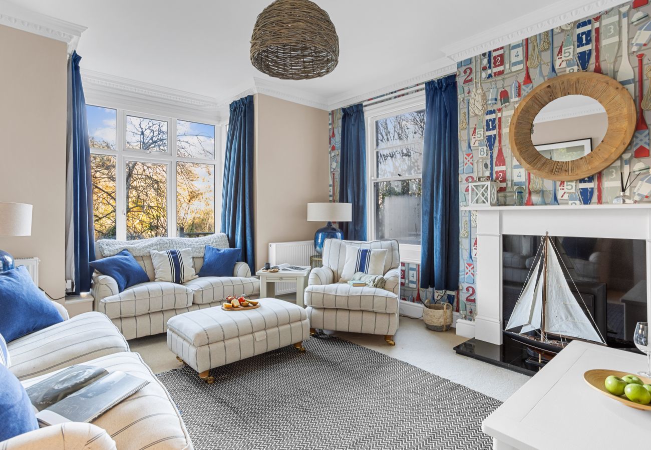 House in Kingswear - Homefield - Chic charm with unrivalled river views