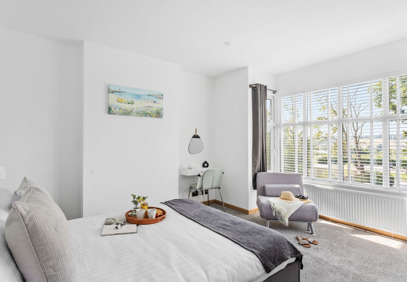 Fresh Escapes - Greenacre - Teignmouth - hot Tub - Sleeps 10 