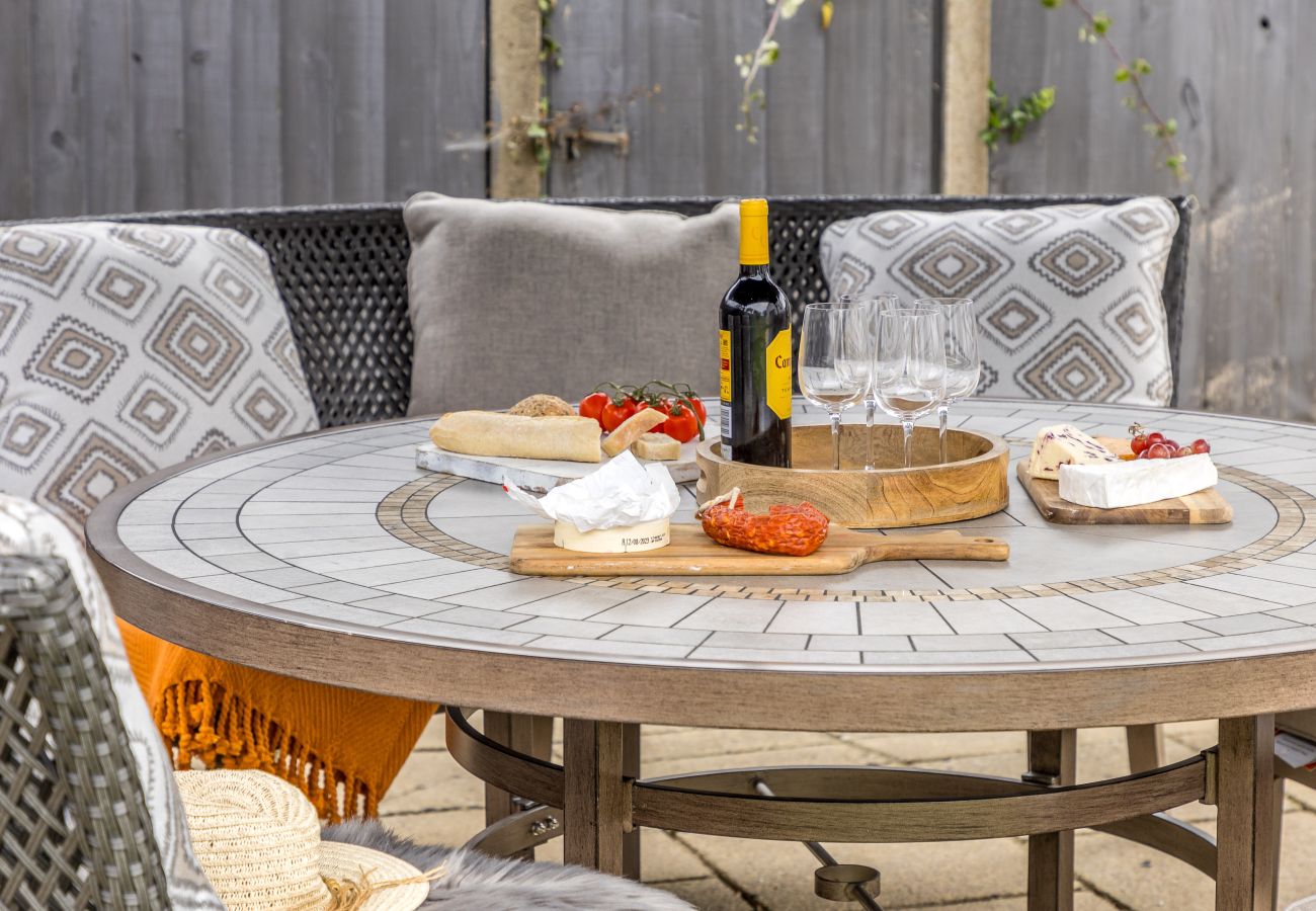 Fresh Escapes - Greenacre - Teignmouth - hot Tub - Sleeps 10 