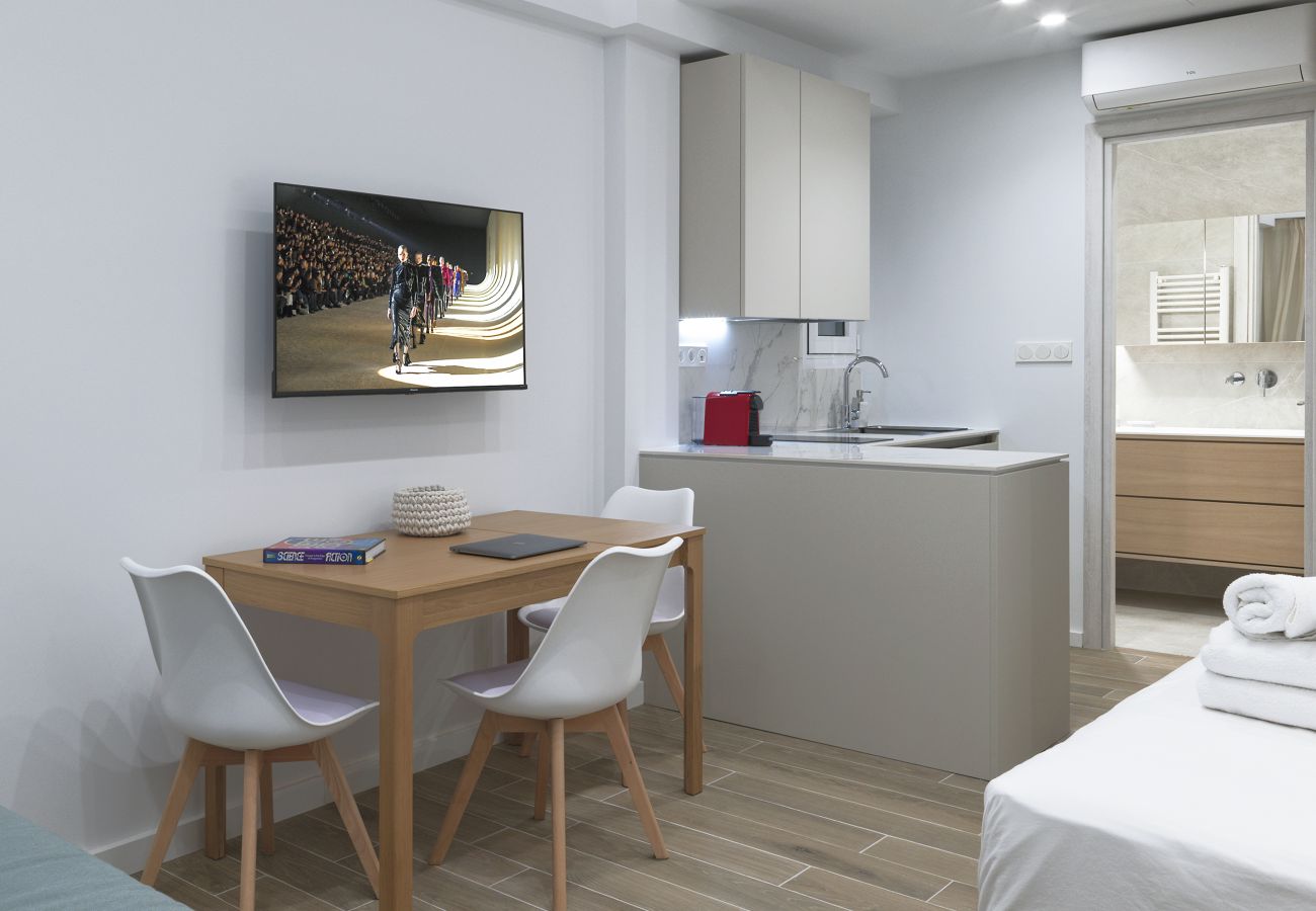 Studio in Athens - Chic studio in the center of Kolonaki