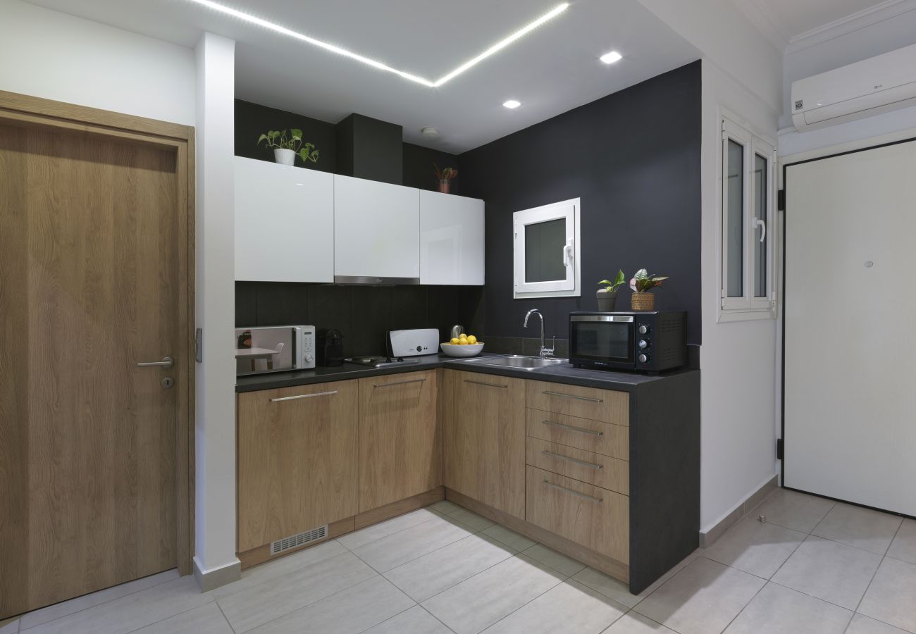 Apartment in Athens - Modern Haven near Archaeological Museum