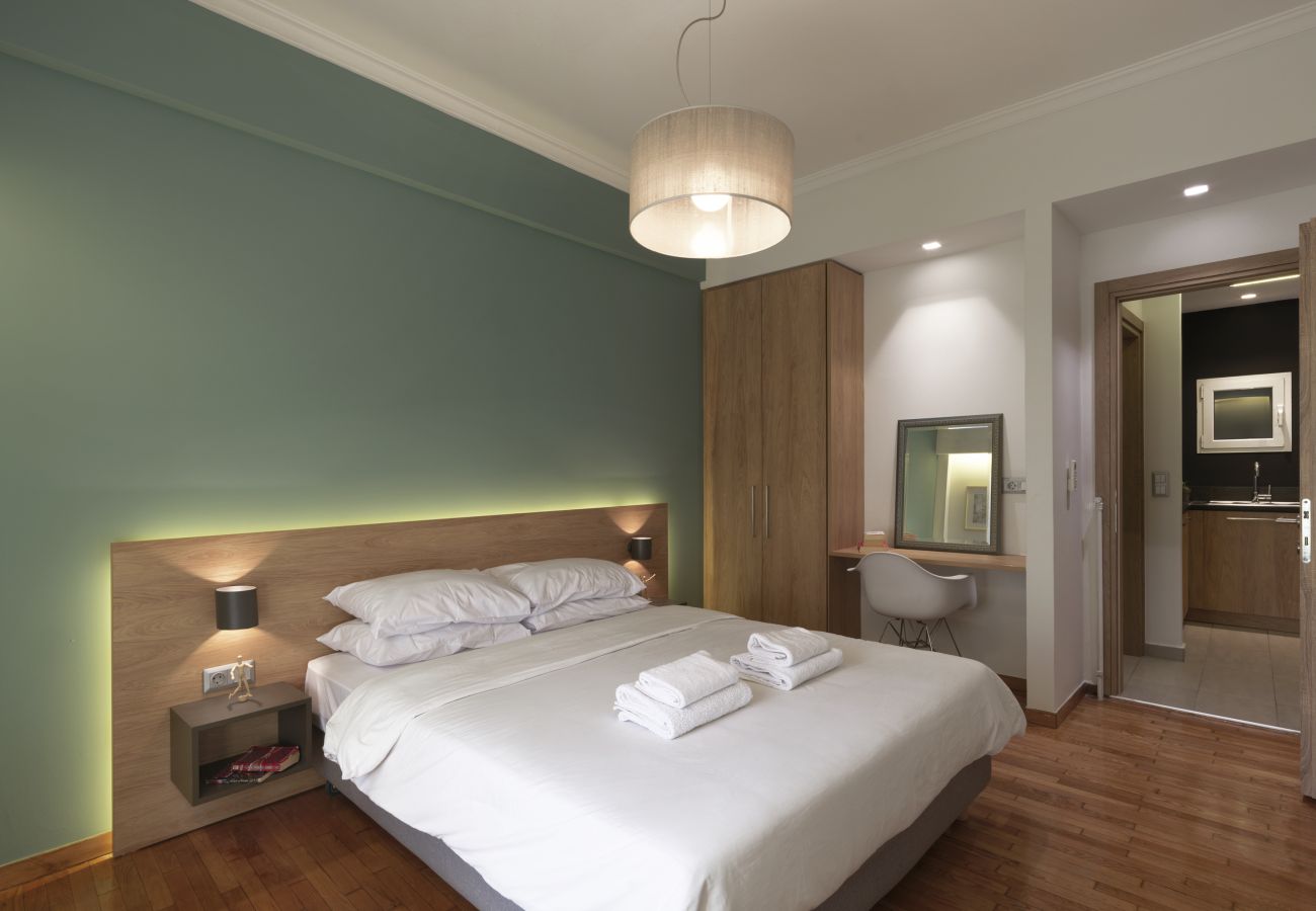 Apartment in Athens - Modern Haven near Archaeological Museum