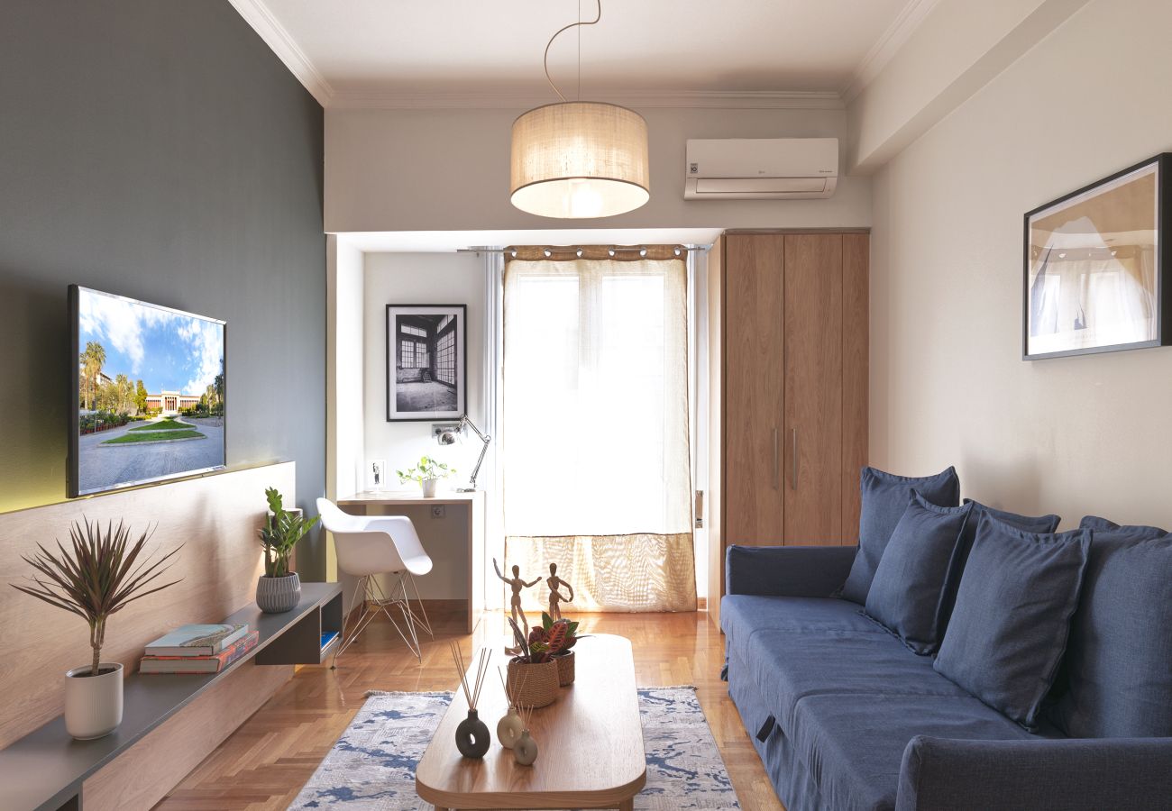 Apartment in Athens - Modern Haven near Archaeological Museum