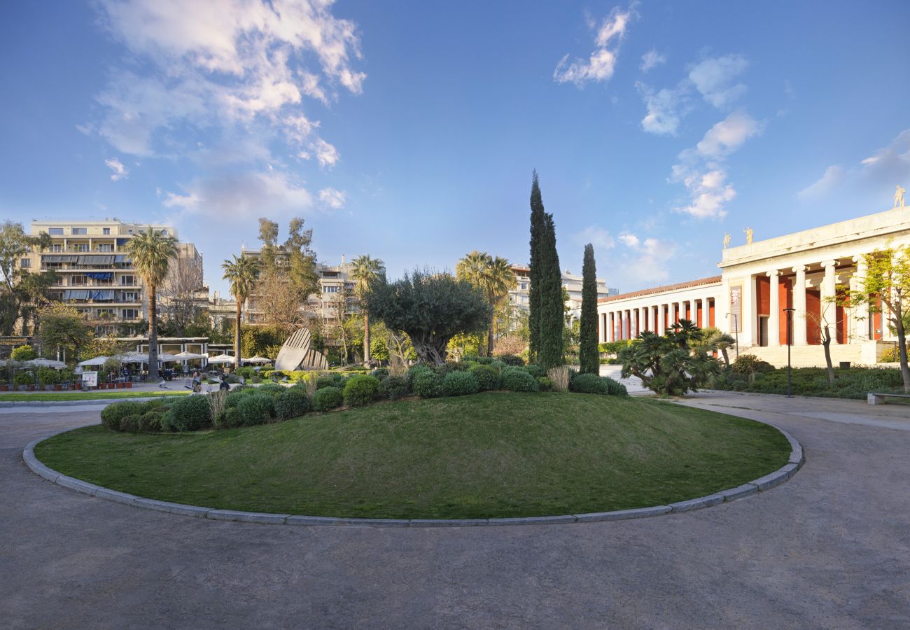 Apartment in Athens - Modern Haven near Archaeological Museum