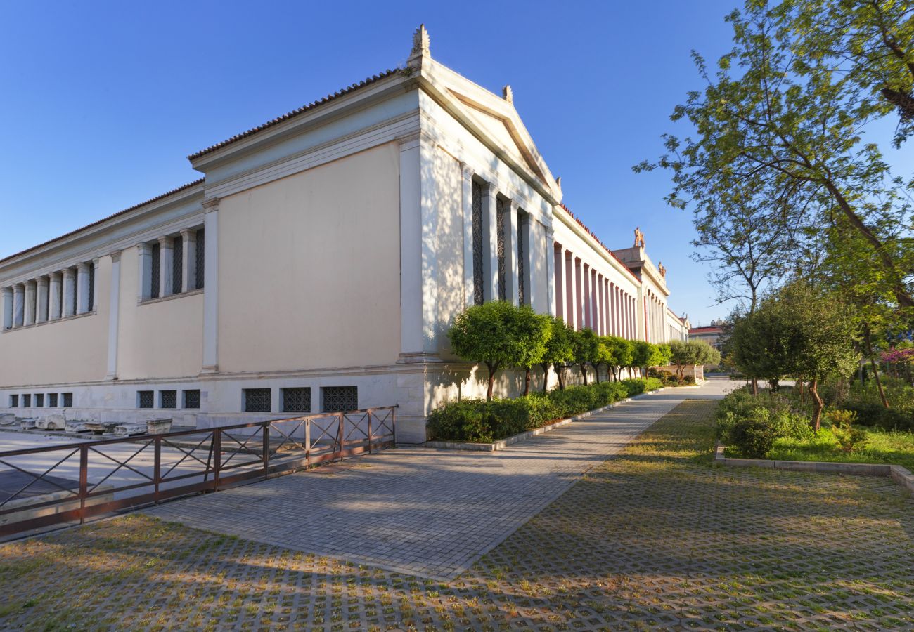 Apartment in Athens - Modern Haven near Archaeological Museum