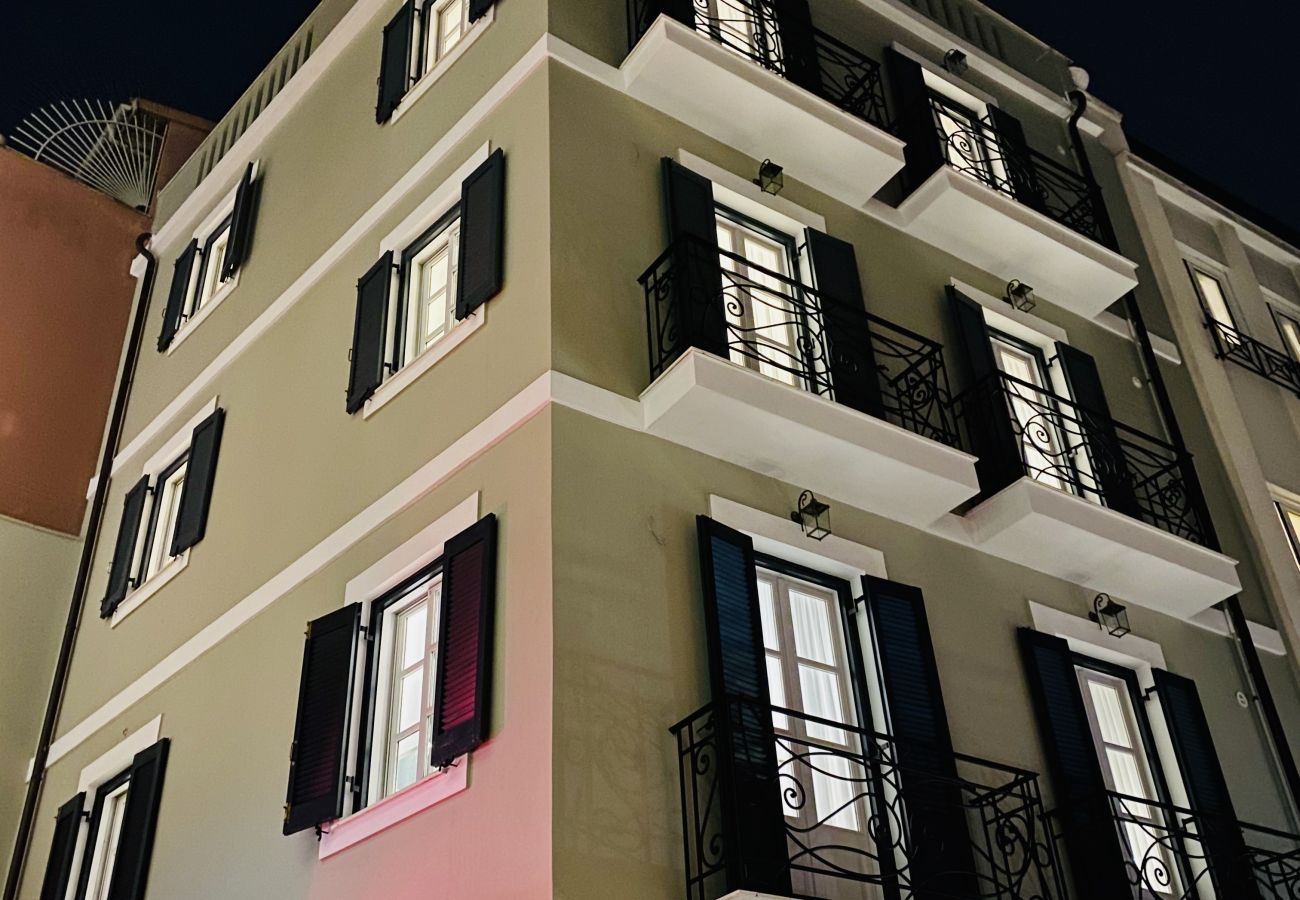 Studio in Athens - 1st Floor Studio-Shell