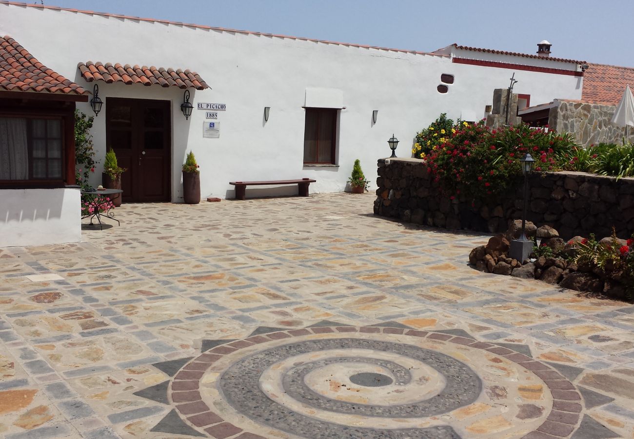 Cottage in Tegueste - Your Island Finca El Picacho A