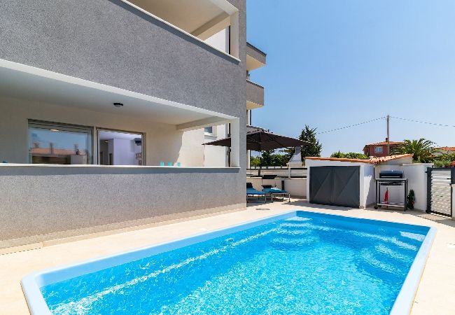 Apartment in Medulin - Pool Apartment Sax with Sea View (Private Pool) 