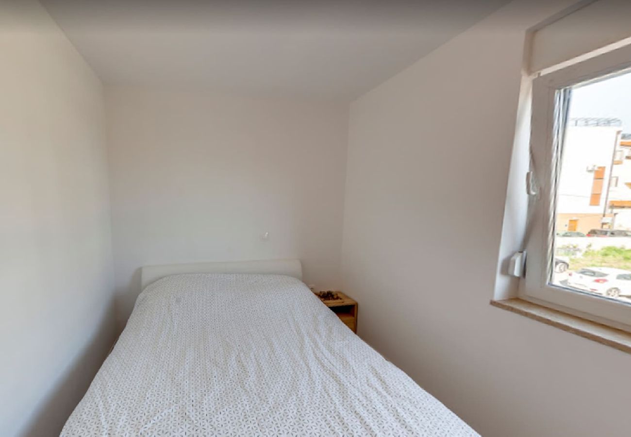 Apartment in Medulin - 150 m from the Beach, Medulin Center - Belvi C2