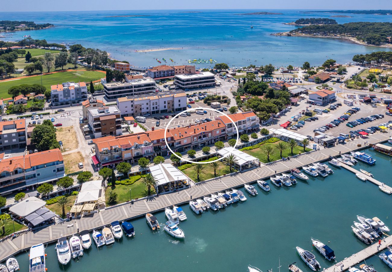 Apartment in Medulin - 150 m from the Beach, Medulin Center - Belvi C2