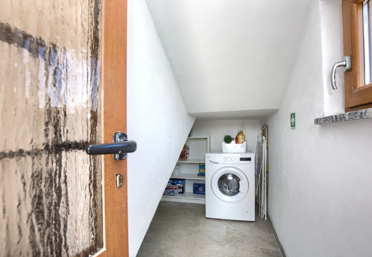 House in Loborika - Holiday House Ulika with Private Pool 