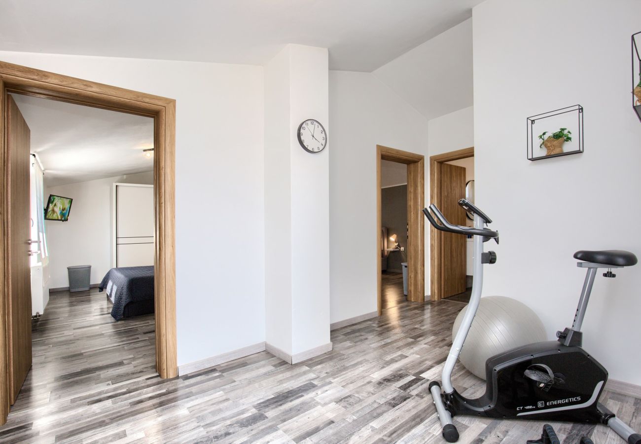 House in Loborika - Holiday House Ulika with Private Pool 