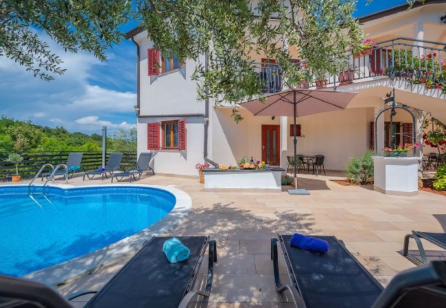 Apartment in Drenje - Relaxing Summer Apartment - Pool, Sauna, Jacuzzi 8