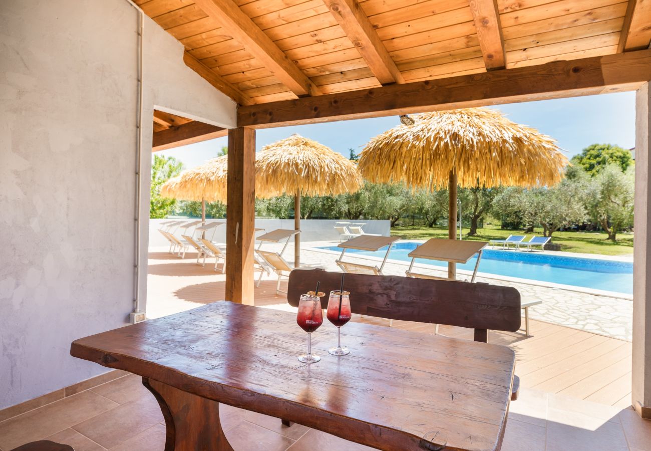 Apartment in Fažana - Marceta Apartment 3 - Pool and Big Garden