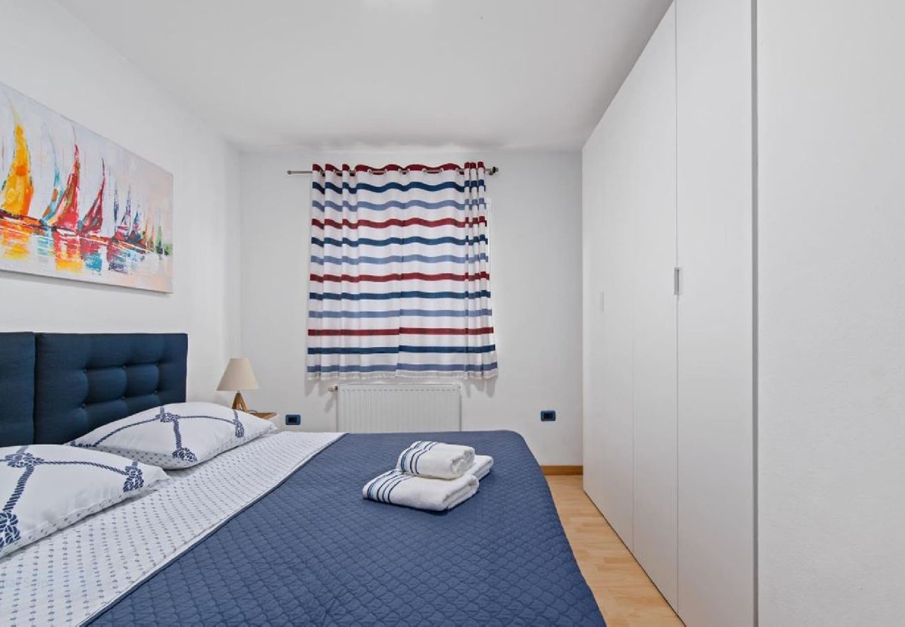 Villa in Vintijan - Villa Vintiana - Private Pool, Six Bedrooms 